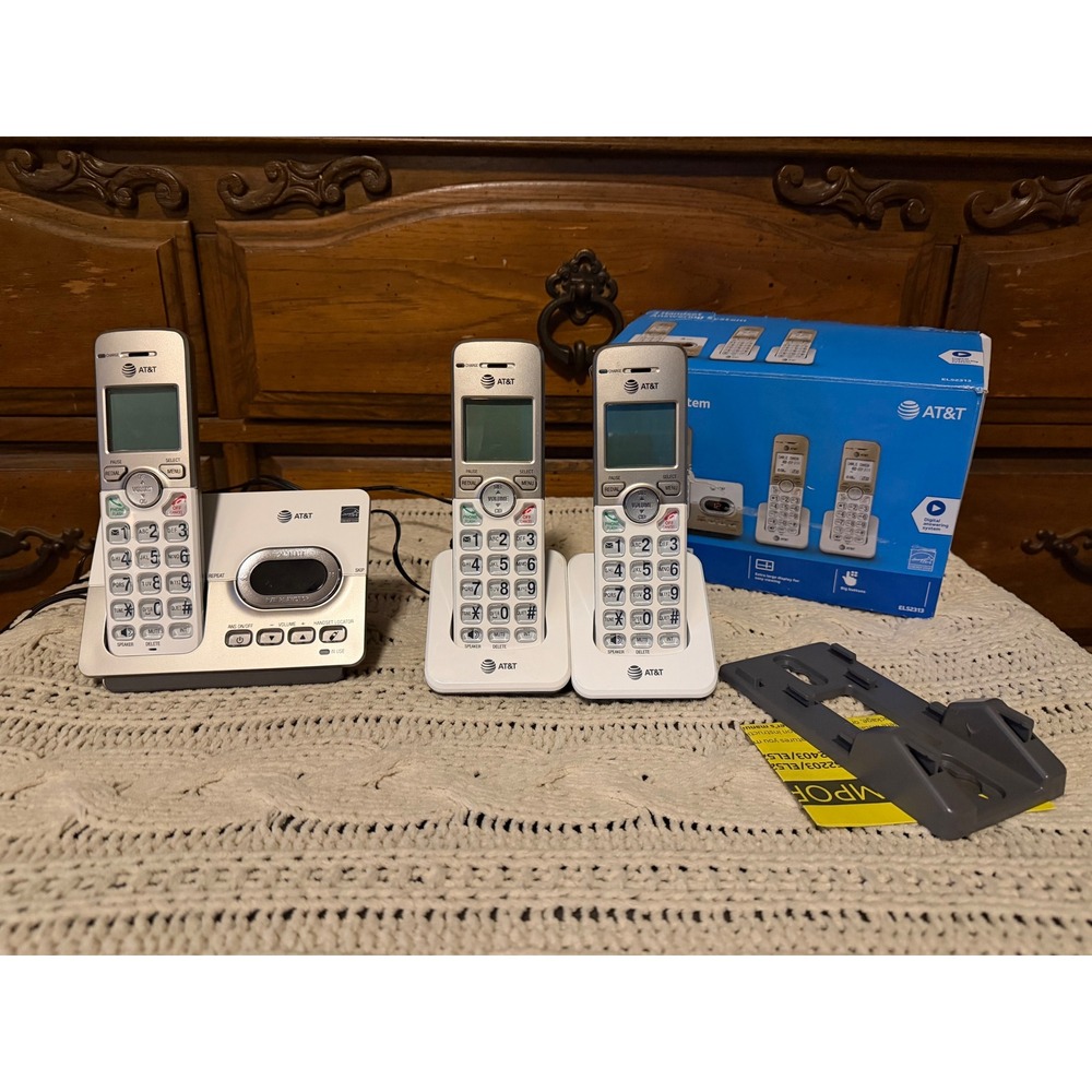 AT&T EL52313 3 Handset Cordless Answering System Caller ID Big Buttons Silver